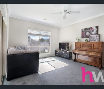 Spacious Family Home with Multiple Living Areas - Photo 2