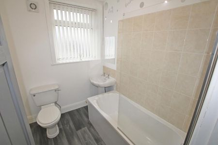 2 bedroom terraced house to rent - Photo 5