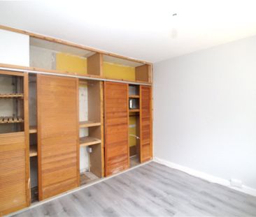 Rowdown Crescent, New Addington, Croydon, CR0 0HQ - Photo 3