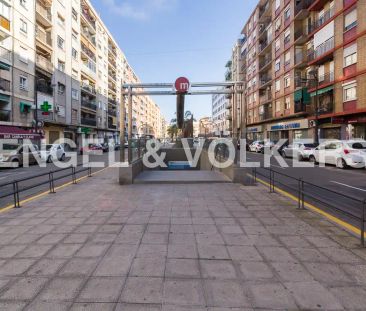 Valencia - Photo 6