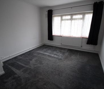 2 bedroom property to rent - Photo 1