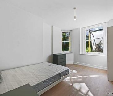 2 bedroom property to rent in London - Photo 6