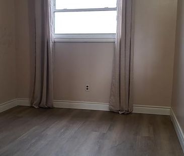 For Lease - 3098 ERINDALE Crescent, Windsor, Ontario - Photo 1