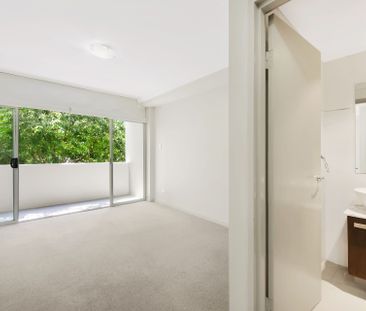 Two-Bedroom Apartment for Rent - Photo 2