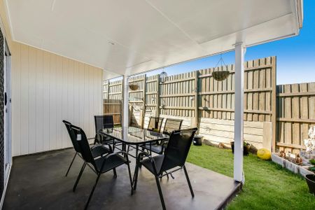 Modern 2-Bedroom Unit in a Prime Location - Photo 4