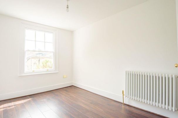 6 bedroom terraced house to rent - Photo 1