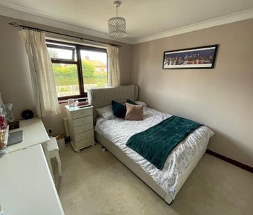 3 bedroom detached house to rent - Photo 2