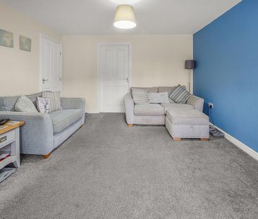 3 bedroom semi-detached house to rent - Photo 2