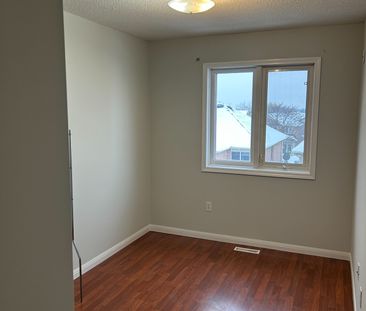 For Lease - 250 Richvale Drive Unit# 19, Brampton, Ontario - Photo 2