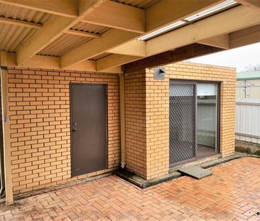 4 Bedroom Home - Photo 2