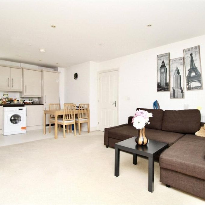 2 bedroom apartment to rent - Photo 1