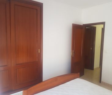 Apartamento T2 Mobilado com Elevador e Varandas - Arrendamento Sazo... - Photo 1