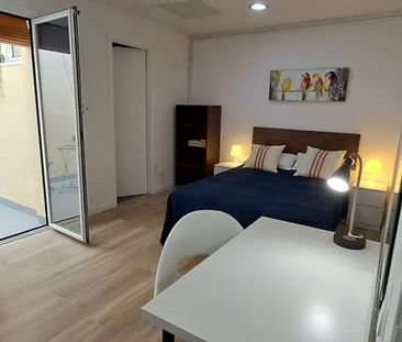 Carrer de Sant Eudald, Barcelona, Catalonia 08023 - Photo 6