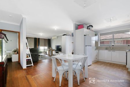 CENTRALLY LOCATED THREE BEDROOM HOME - Photo 2