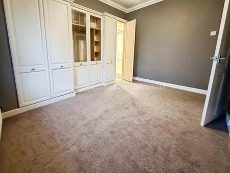 Cambridge Road, Southend On Sea - Photo 4