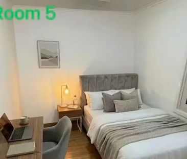 243 Warrigal Road, Melbourne - Photo 4