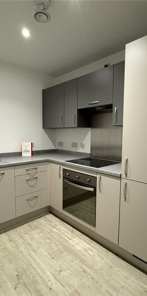 1 bedroom Flat To Rent - Photo 1