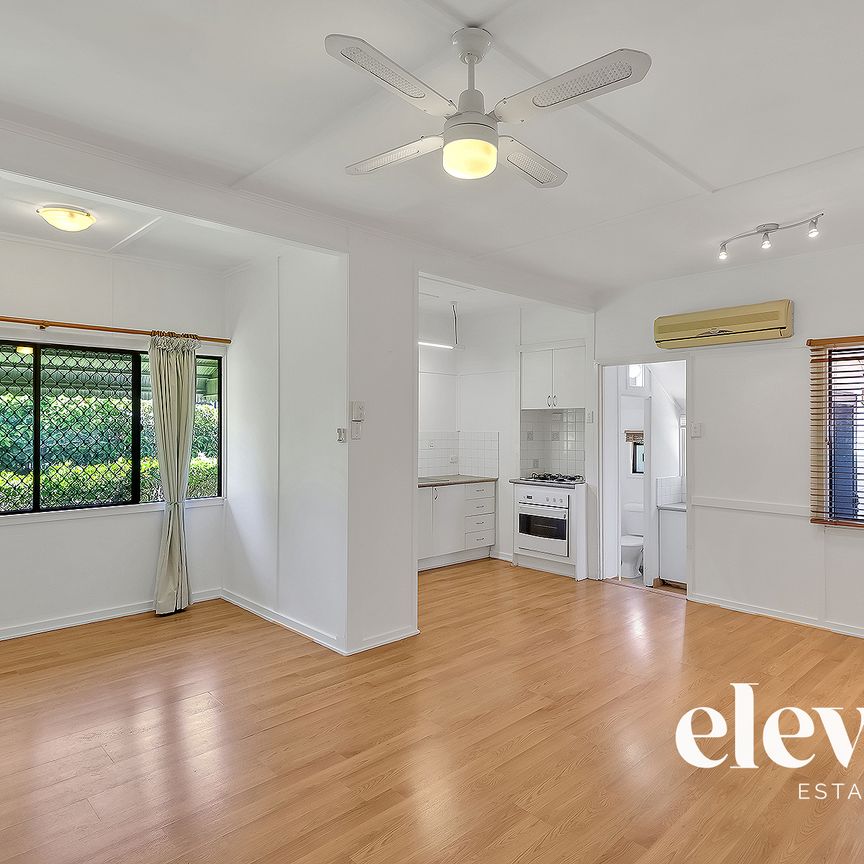 28 Nettleton Cres QLD 4105, Moorooka - Photo 1
