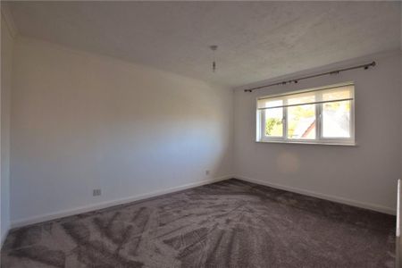 2 bedroom maisonette to rent - Photo 3