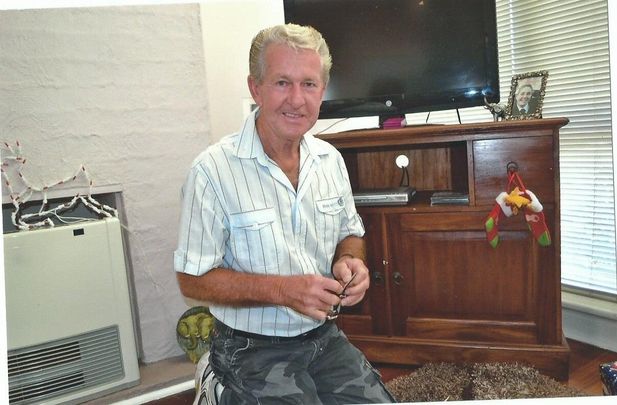 Queens Park - Photo 1