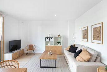 Carrer de Pi i Margall, Badalona, Catalonia 08912