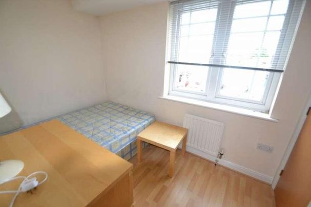 Chorlton Road, Hulme, Manchester, M15 - Photo 1