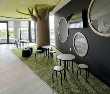 For Lease - 585 Bloor Street Unit# 4215, Toronto, Ontario - Photo 4