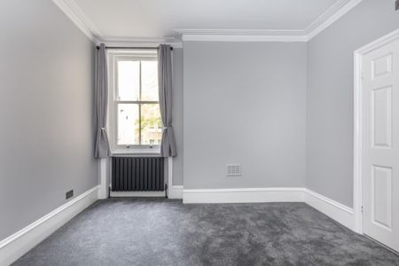 3 bedroom apartment to rent - Photo 3