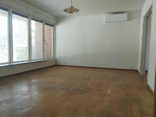 Viaduktgatan, Hästveda - Photo 1