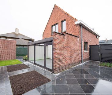 Prachtig gerenoveerde woning met tuin en 2 slaapkamers in Olsene te huur! - Foto 1