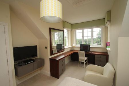 3 bedroom flat to rent - Photo 5