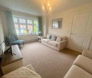 3 bedroom semi-detached house to rent - Photo 1