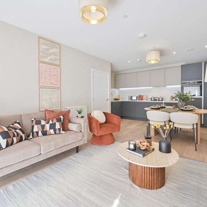 3 bedroom flat to rent - Photo 1