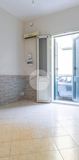 Bilocale in affitto - Photo 2