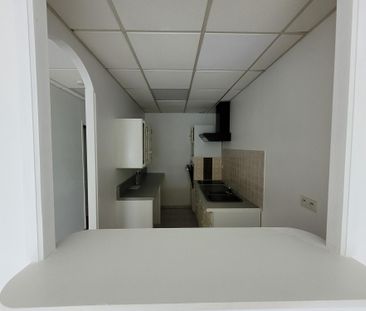 Location Appartement 2 pièces 51m² ST LO 50000 - Photo 1