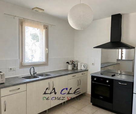 Location Maison 4 pièces 87m² COULONGES SUR L AUTIZE 79160 - Photo 4