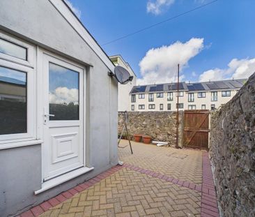 1 bedroom ground floor flat to rent - Photo 4