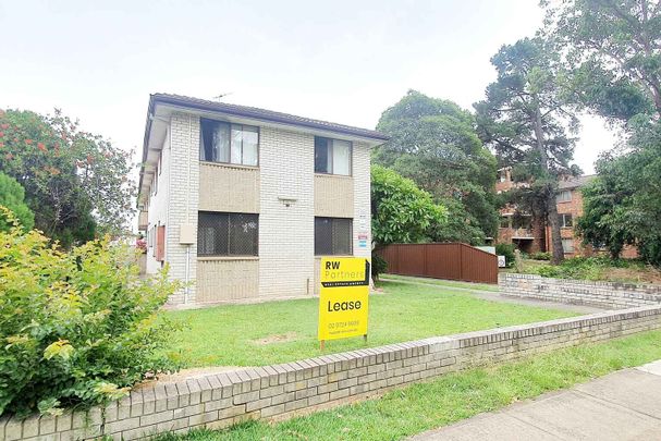 Ground Floor Unit in the Heart of Fairfield - Photo 1
