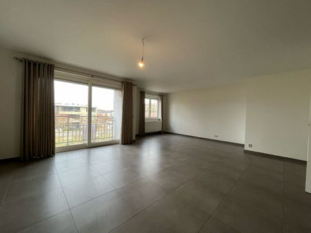 Ruim twee slaapkamer appartement op toplocatie - Photo 3