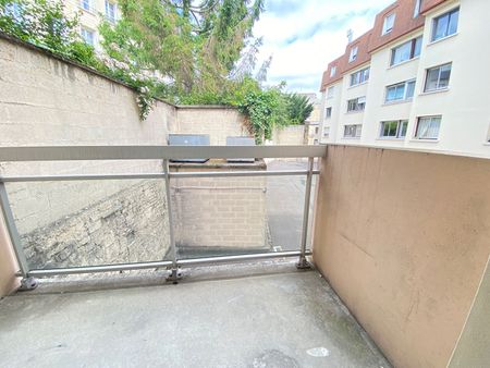 Location Appartement 1 pièce 48m² - Photo 5