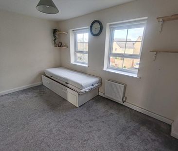 1 bedroom in a house share to rent - Photo 1