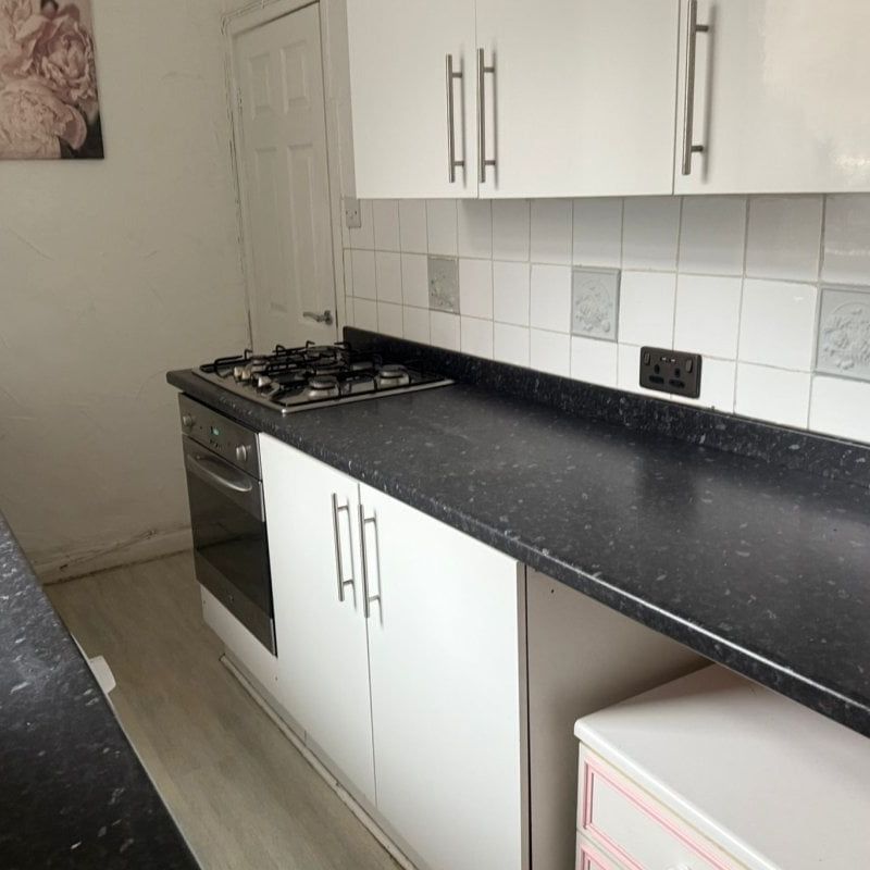 School Street, HUDDERSFIELD - Photo 1