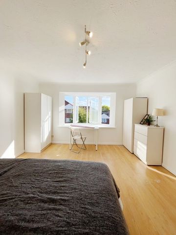 Room in a Shared Flat, Rossetti Road, SE16 - Photo 4