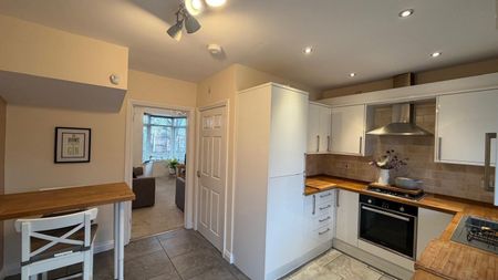 2 bedroom House To Let Total Size: 718 SQ FT - Photo 4