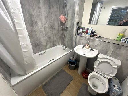 1 bedroom flat to rent - Photo 4