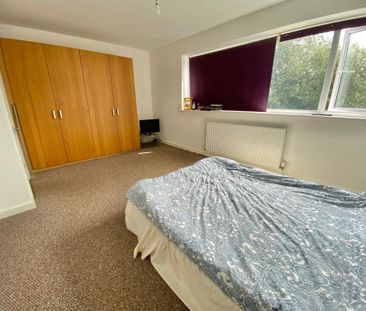 Court Farm Road, Bristol, BS14 - Photo 1