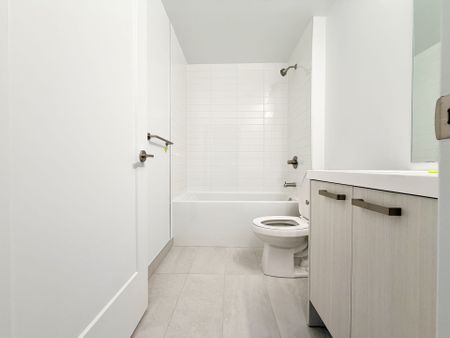 For Lease - 20 Soudan Avenue Unit# 2311, Toronto, Ontario - Photo 3