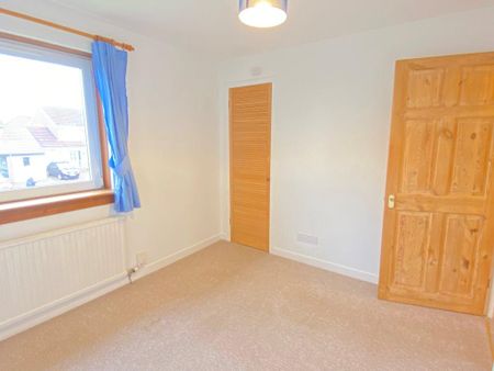 2 bedroom semi-detached house to rent - Photo 5