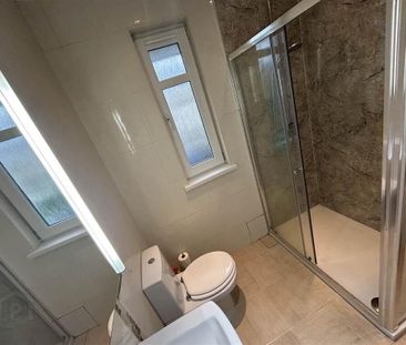7 Kinnegar Road, Holywood, BT18 9JN - Photo 6