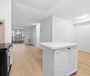 3880 Duke Of York Boulevard #1008 - Photo 3